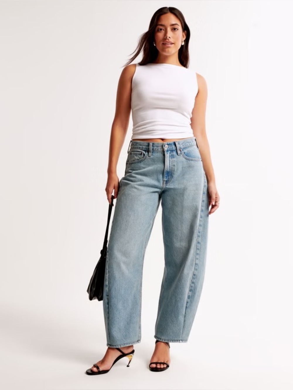 Abercrombie Curve Love Mid Rise Barrell Jeans
